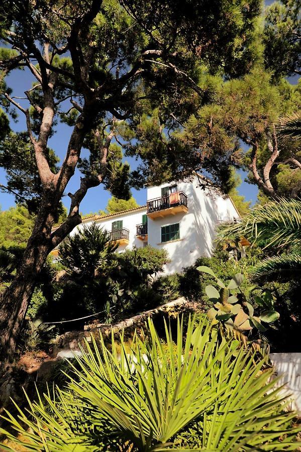 Hostal Los Pinos Cala de Sant Vicenc エクステリア 写真