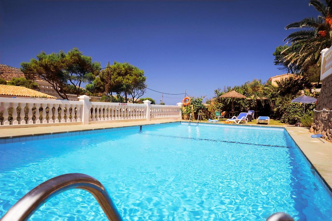 Hostal Los Pinos Cala de Sant Vicenc エクステリア 写真